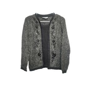 CD Daniels Women's Sweater Size Medium